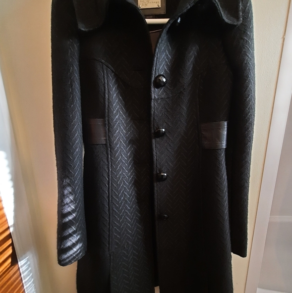 Mackage Black Textured Wool Coat with Leather Detail At Waist - Picture 6 of 16